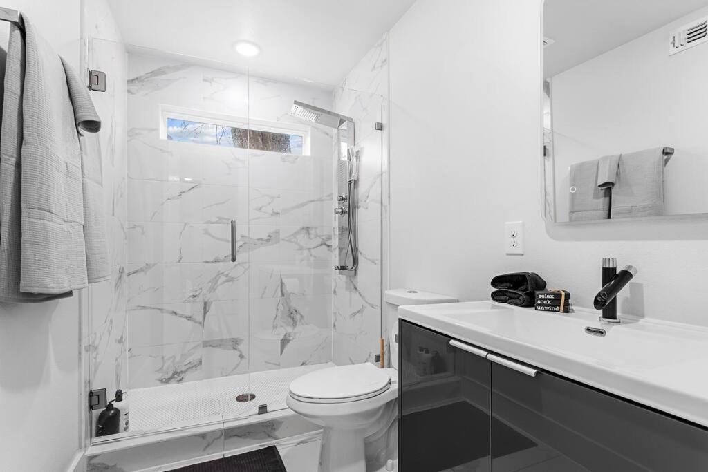 댈러스 Stylish 2 Bed 1 Mile To Downtown Free Parking 빌라 외부 사진